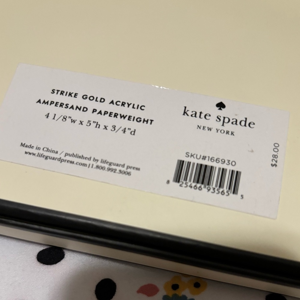 Kate Spade New York Paperweight - Picture 4 of 4